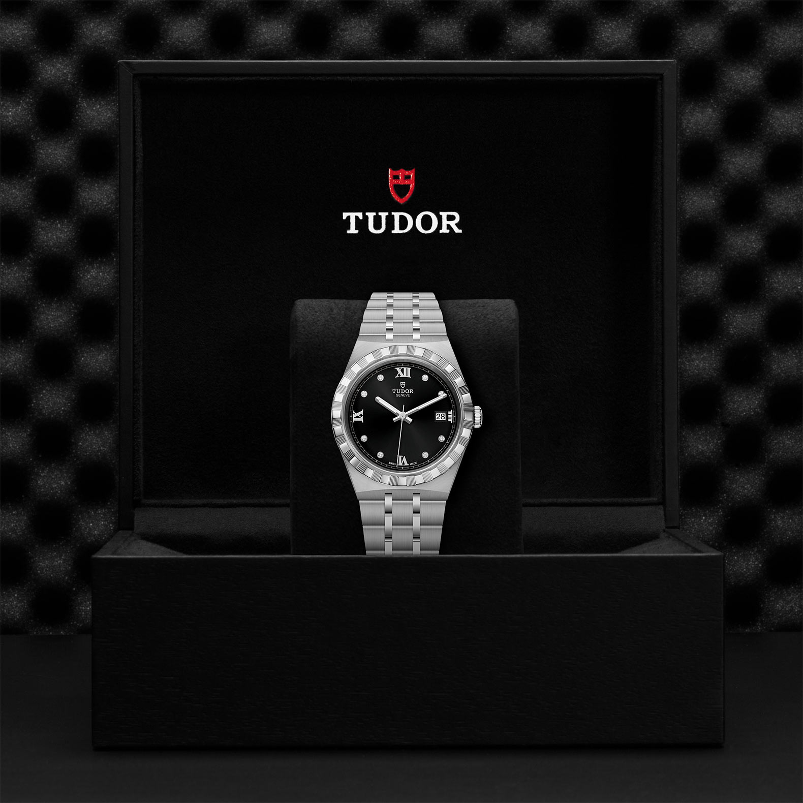 Tudor Royal 38mm. Black Dial. Diamond Numerals_3