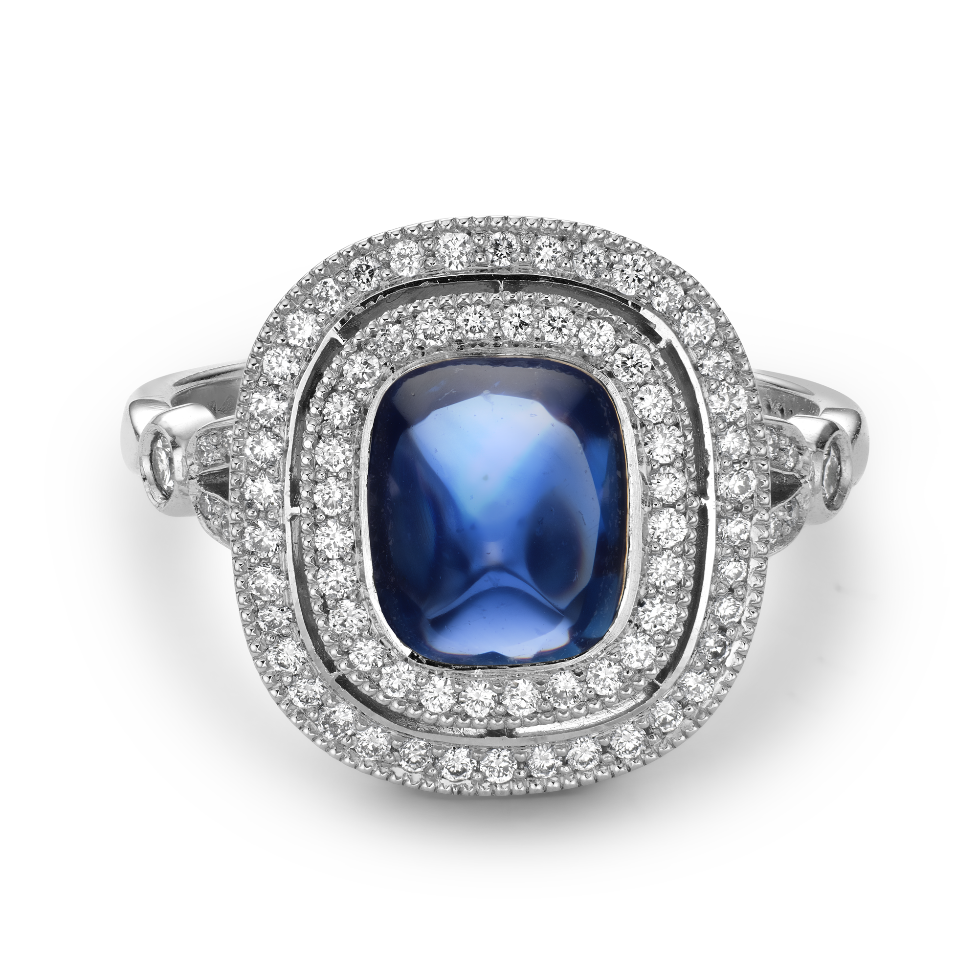 Sugarloaf Cabochon Sapphire Ring Unheated with a Diamond Surround_2