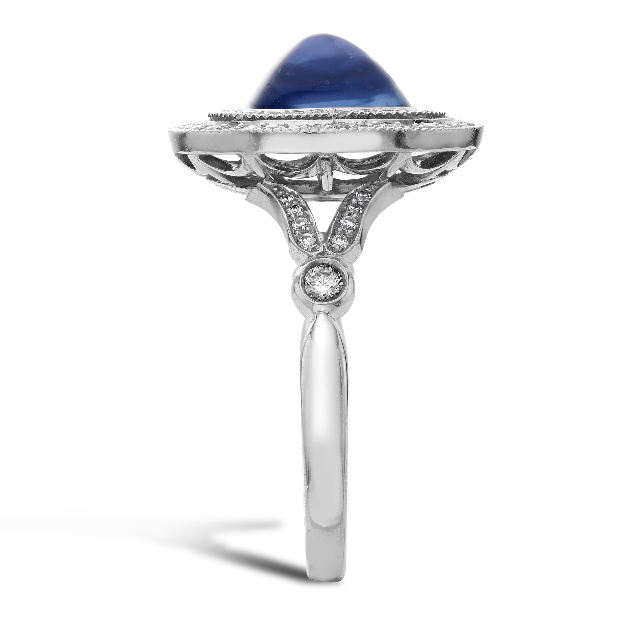 Sugarloaf Cabochon Sapphire Ring Unheated with a Diamond Surround_4