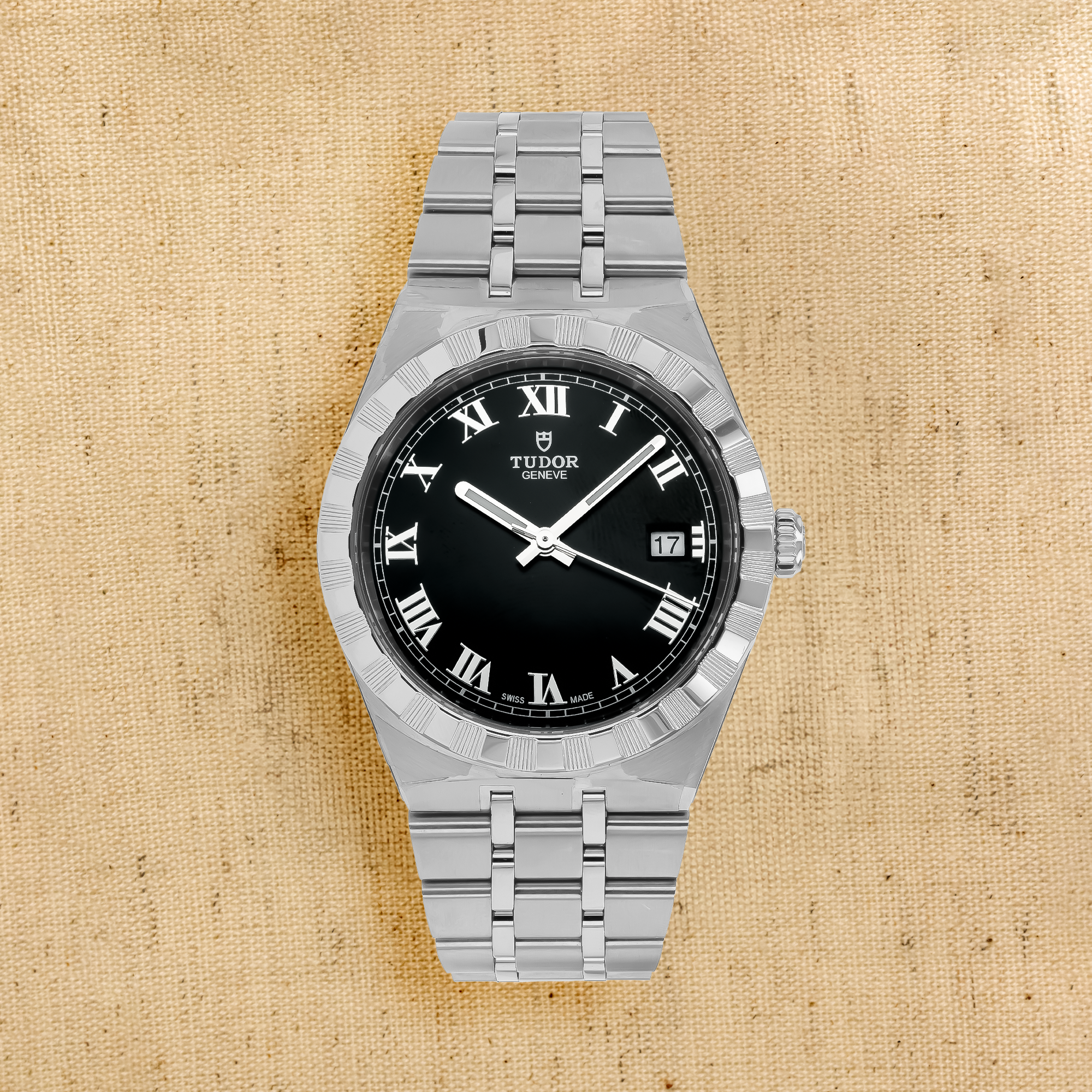 Tudor Royal 38mm. Black Dial. Roman Numerals_1