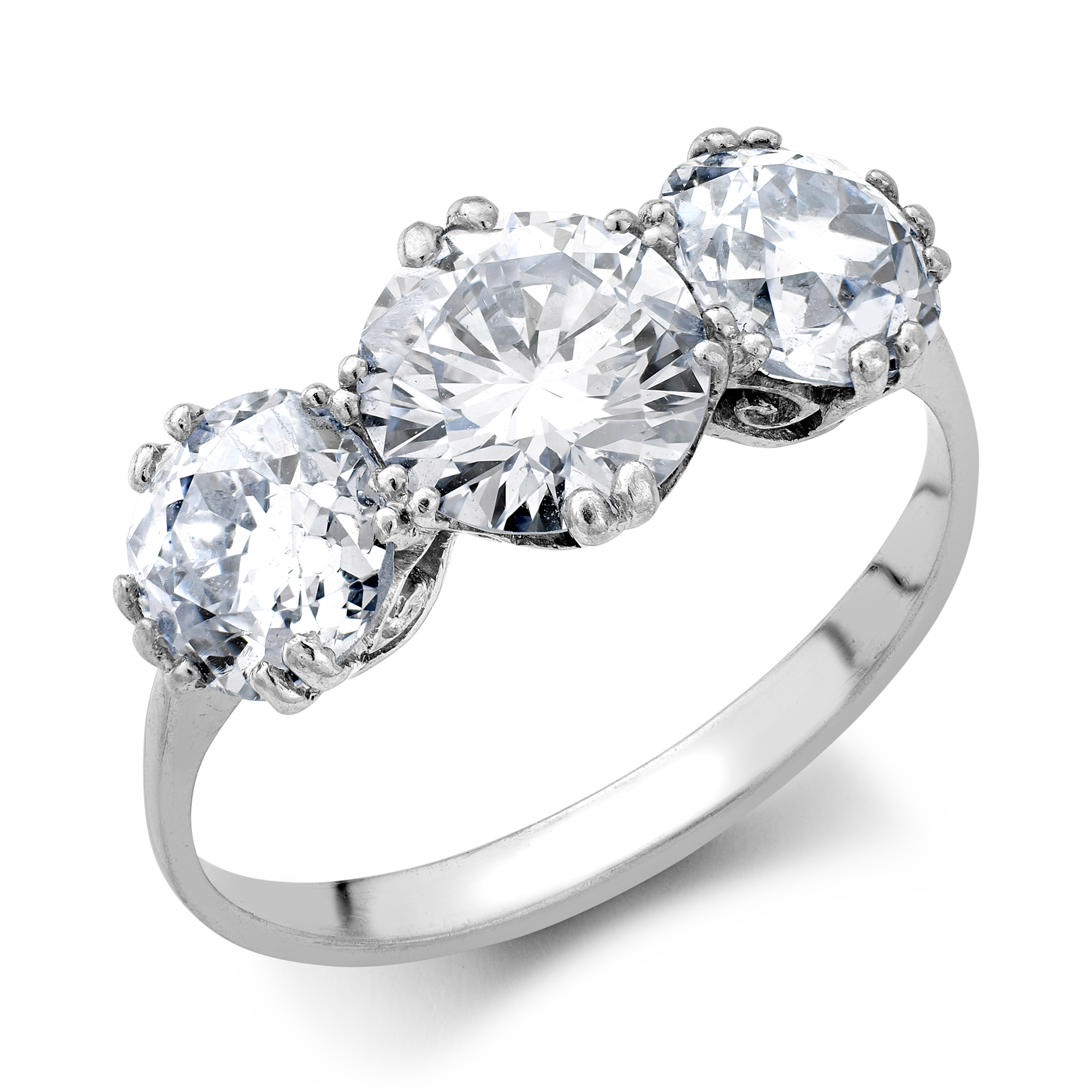 Edwardian 1.07ct Diamond Three Stone Ring Brilliant cut, Claw set_1
