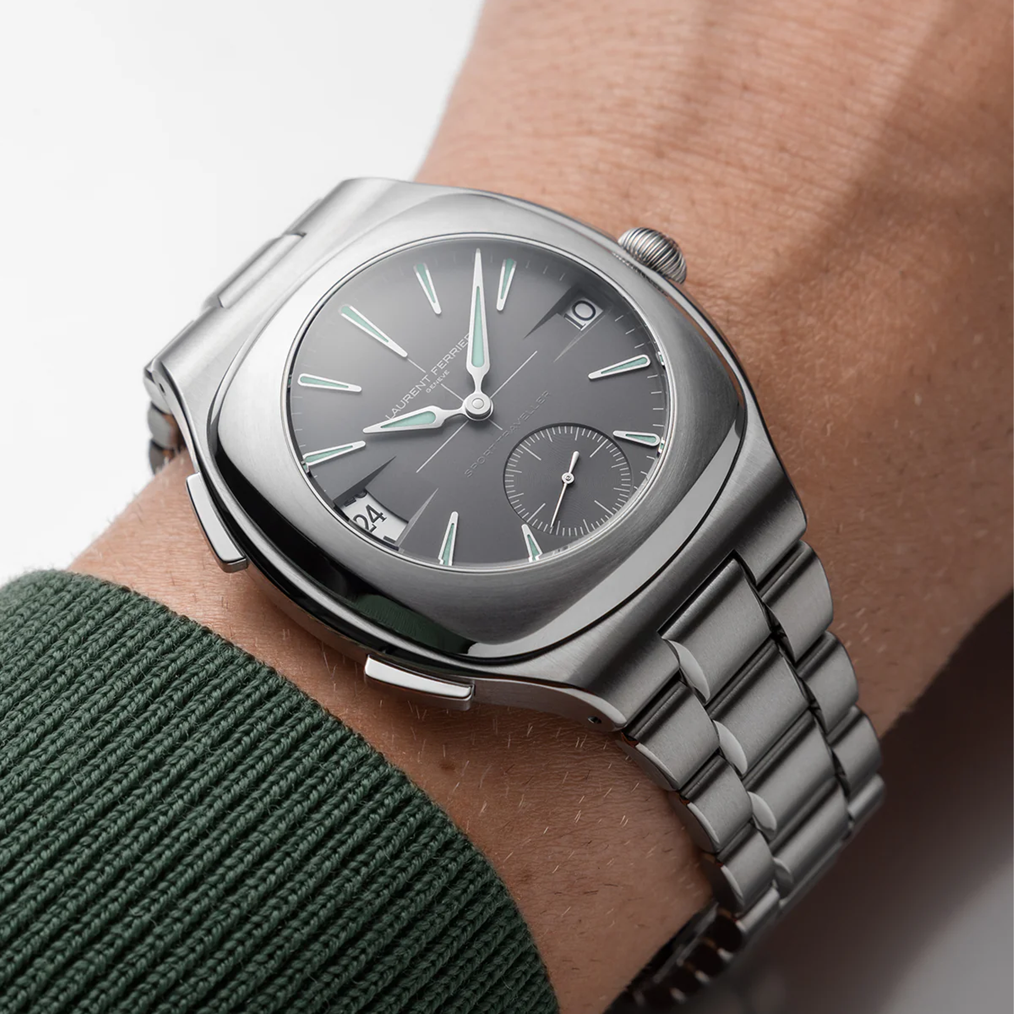 Laurent Ferrier Sport Traveller Slate Grey 42mm, Slate Grey Opaline Dial, Arabic/Baton Numerals_10