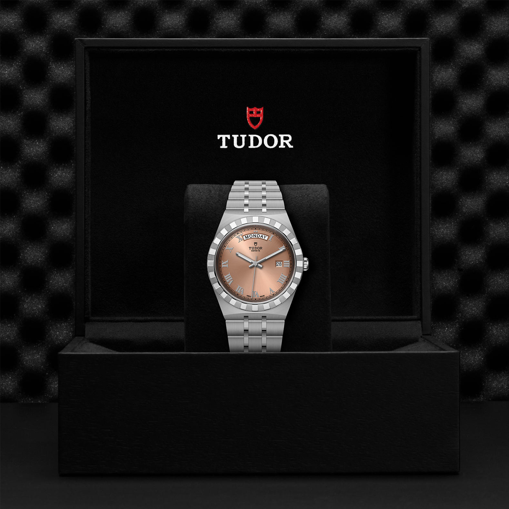 Tudor Royal 41mm, Salmon Dial, Roman Numerals_3