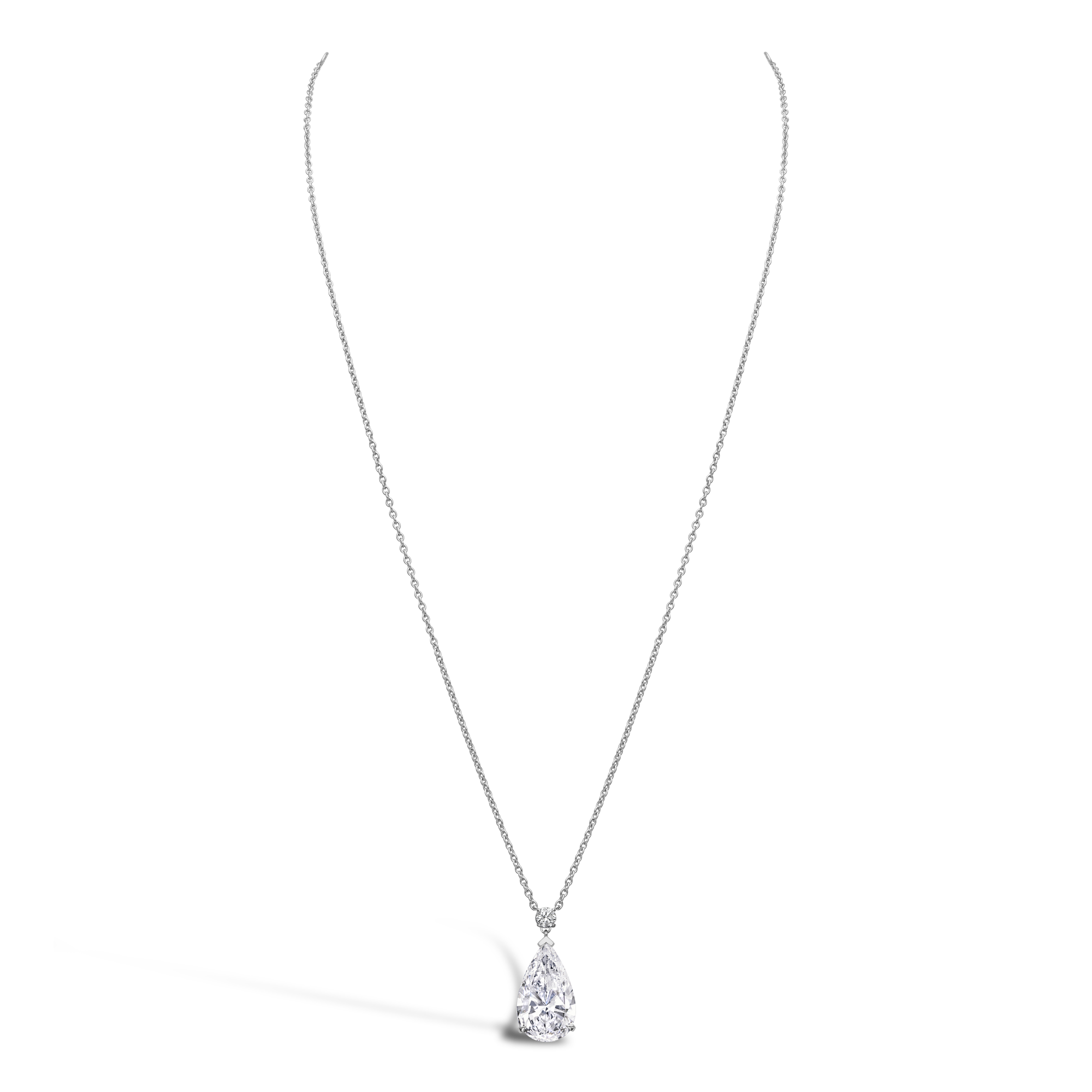 Masterpiece Pearshaped Diamond Pendant with Diamond bale Pearshape Cut, Three Claw_2