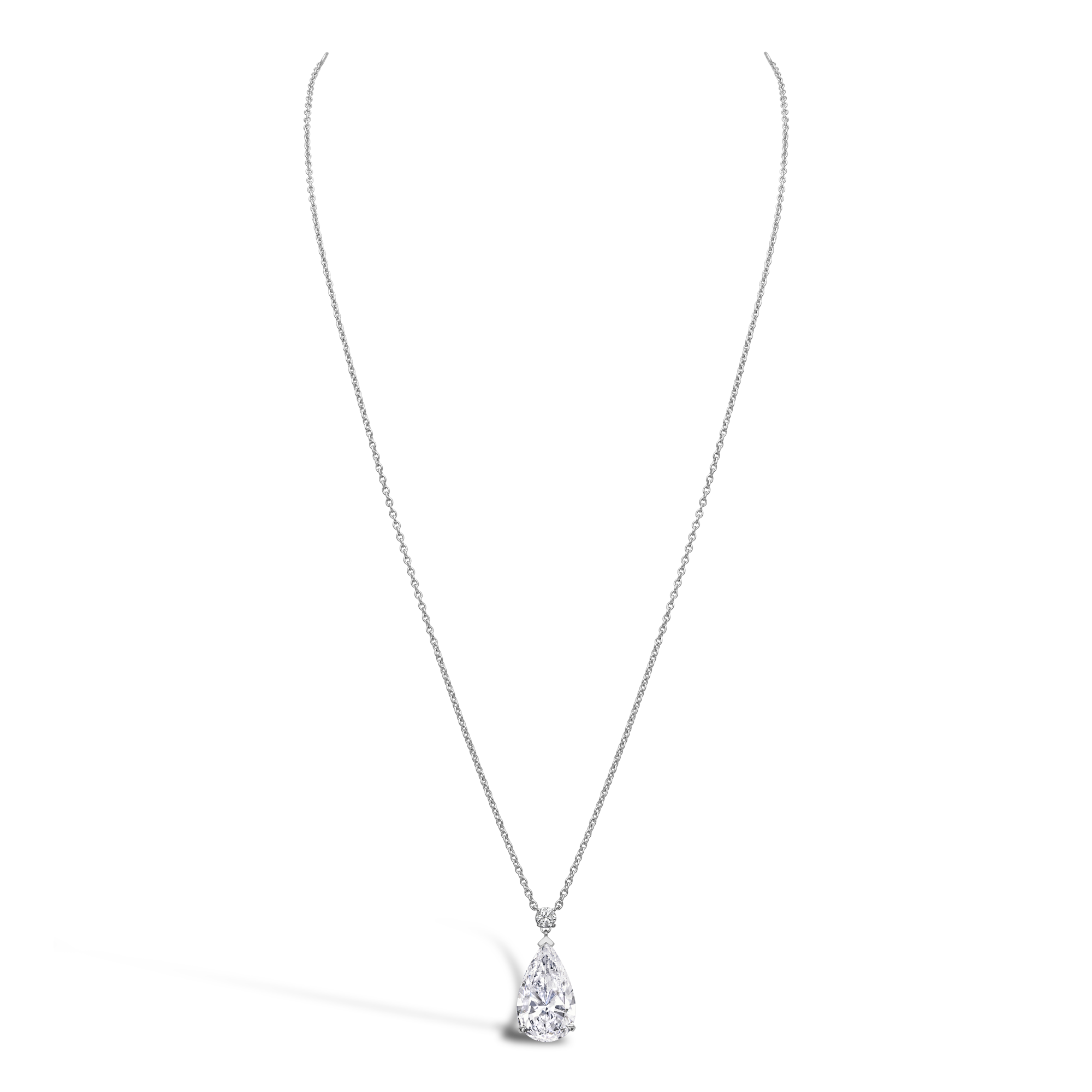 Masterpiece Pearshaped Diamond Pendant with Diamond bale Pearshape Cut, Three Claw_2