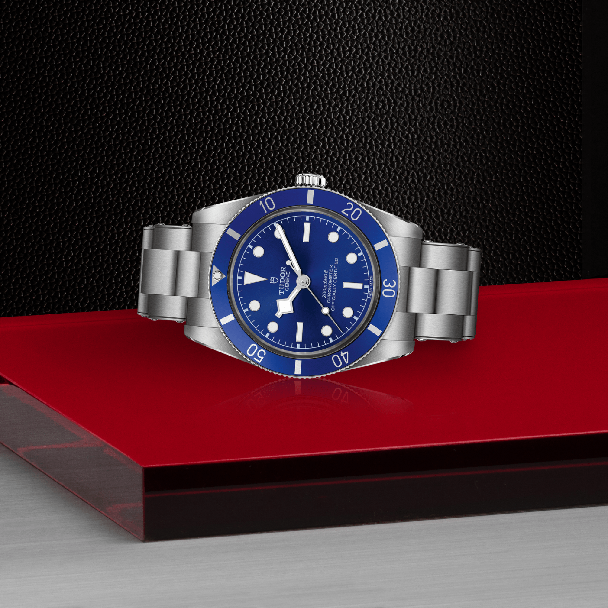 Tudor Black Bay 54 37mm, Blue Dial, Arabic/Baton Numerals_3