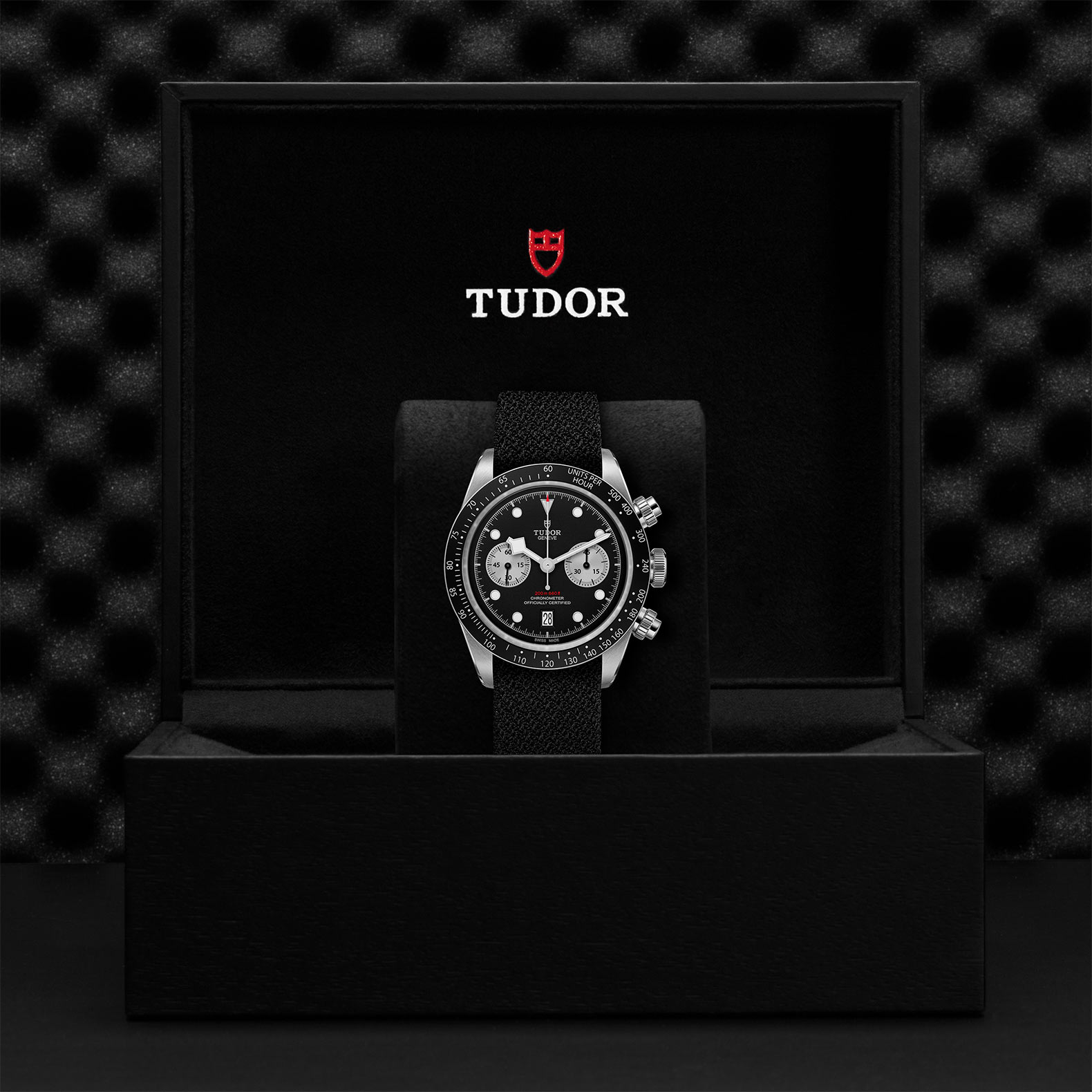 Tudor Black Bay Chrono 41mm, Black Dial, Baton Markers_3