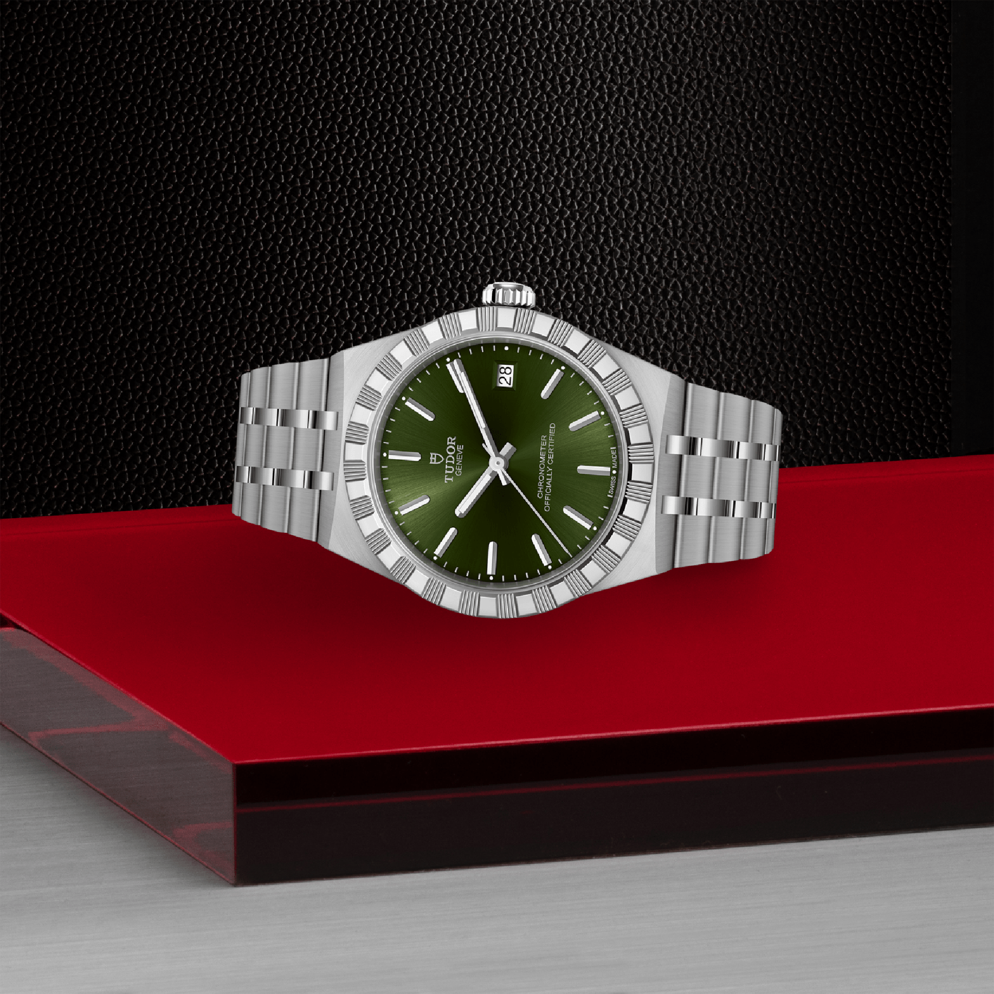 Tudor Royal 36mm, Green Dial, Baton Numerals_3