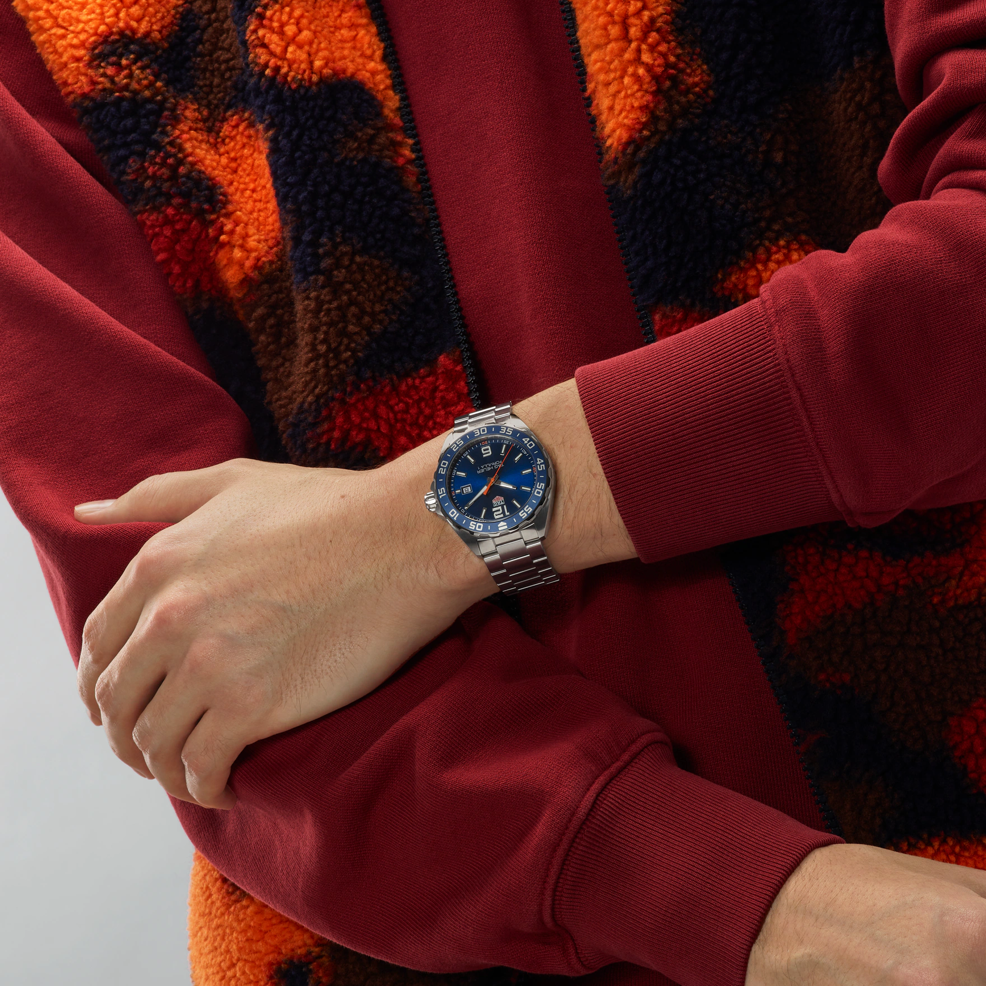 Tag Heuer Formula 1 43mm, Blue Dial, Arabic and Baton Numerals_4