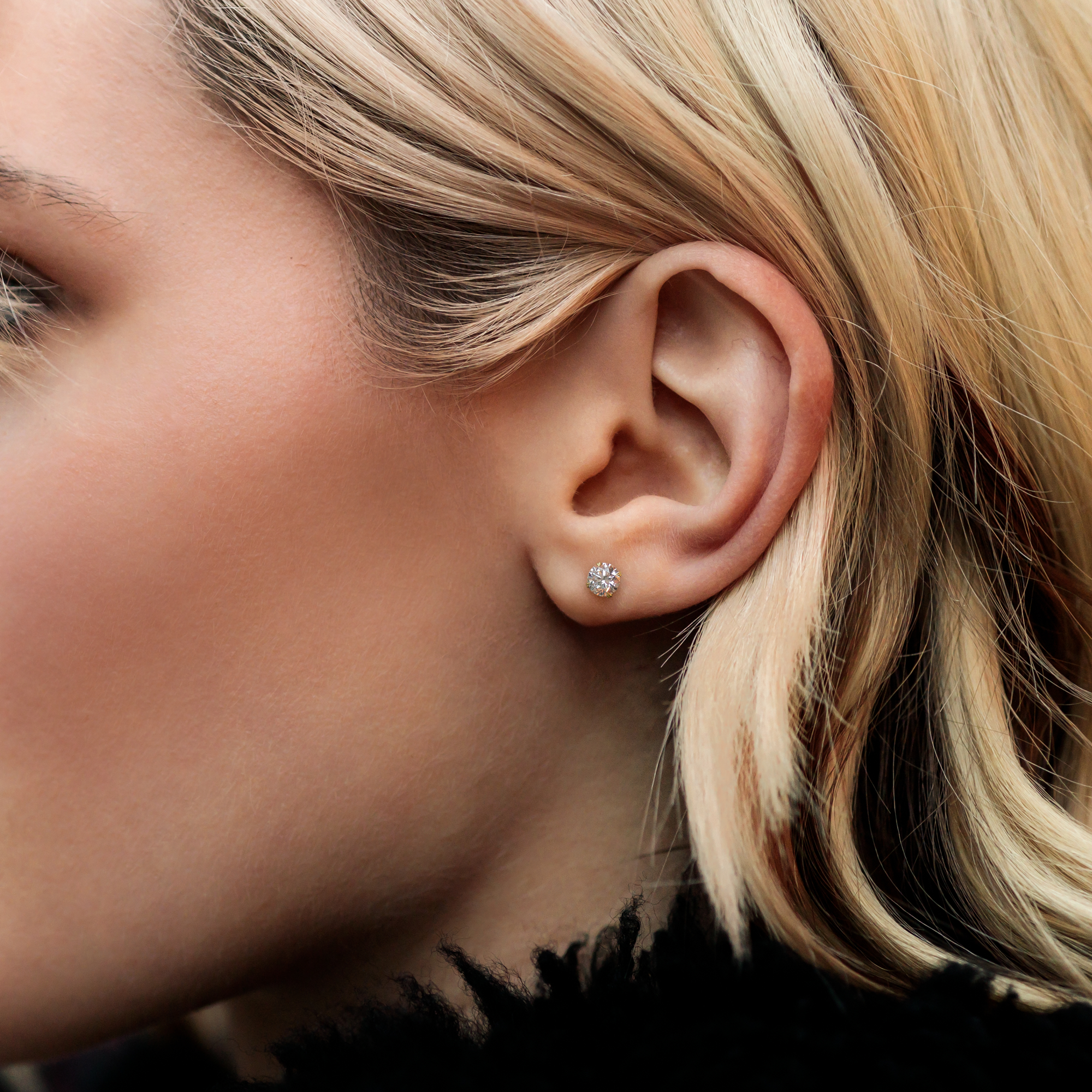 Windsor Diamond Stud Earrings Brilliant cut, Claw set_10
