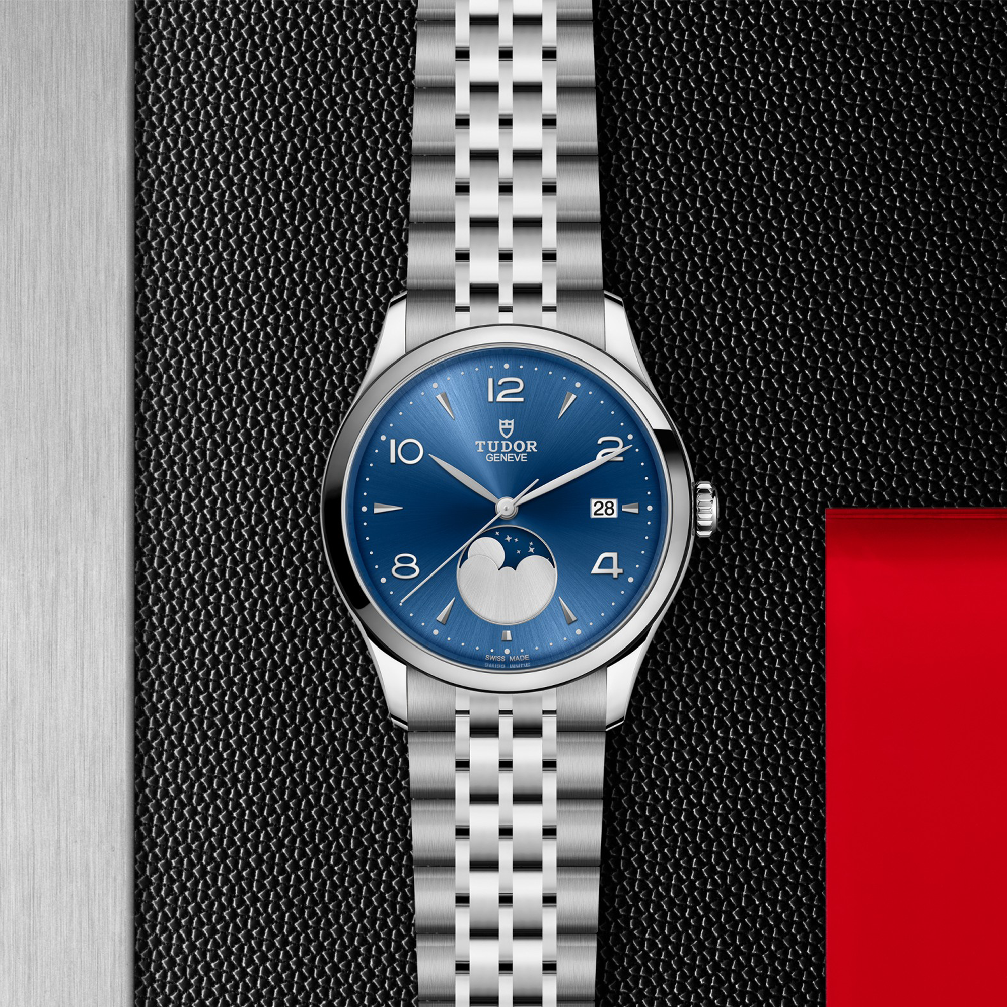 Tudor 1926 Luna 39mm. Blue Moonphase Dial. Arabic/Baton Numerals_3