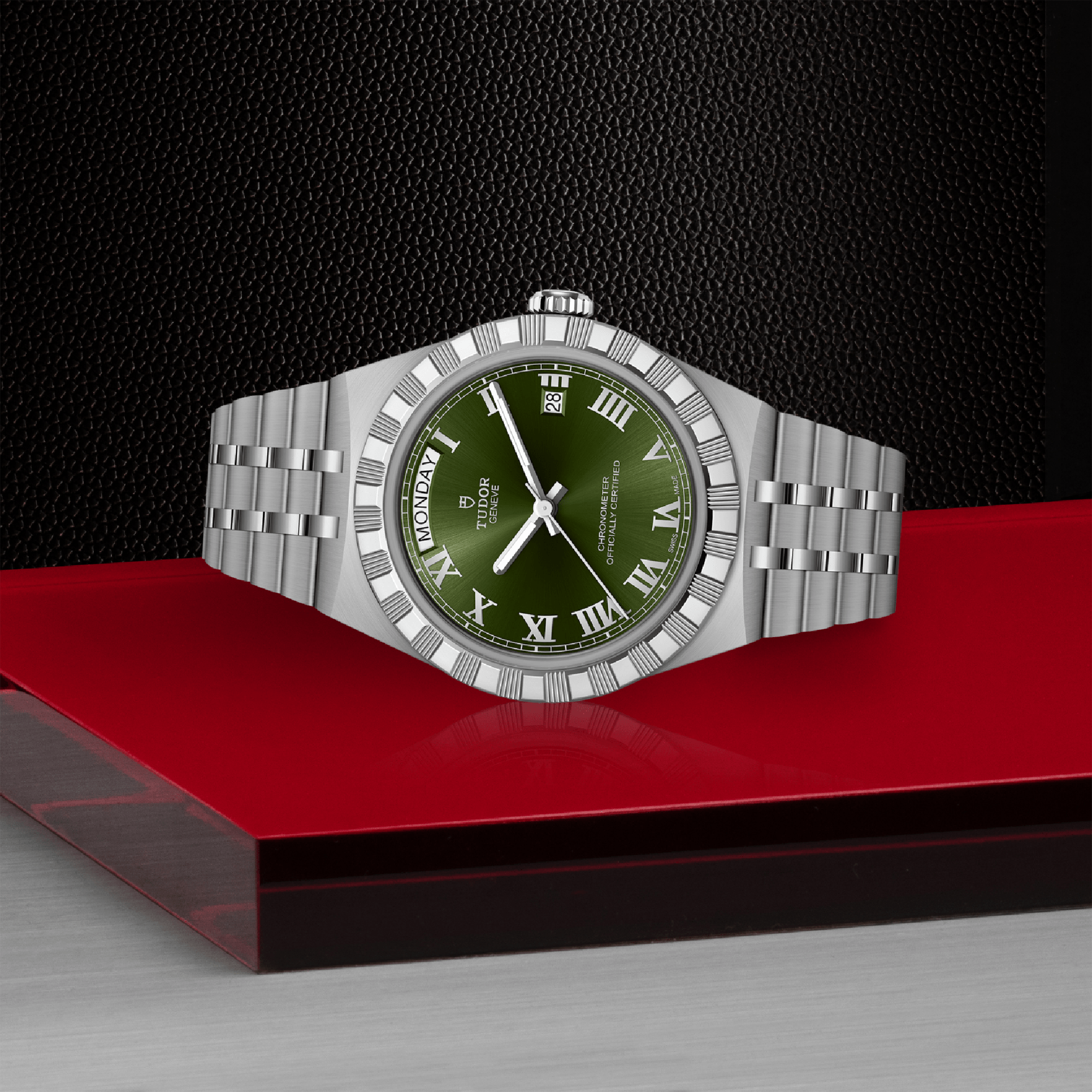 Tudor Royal 40mm, Green Dial, Roman Numerals_3