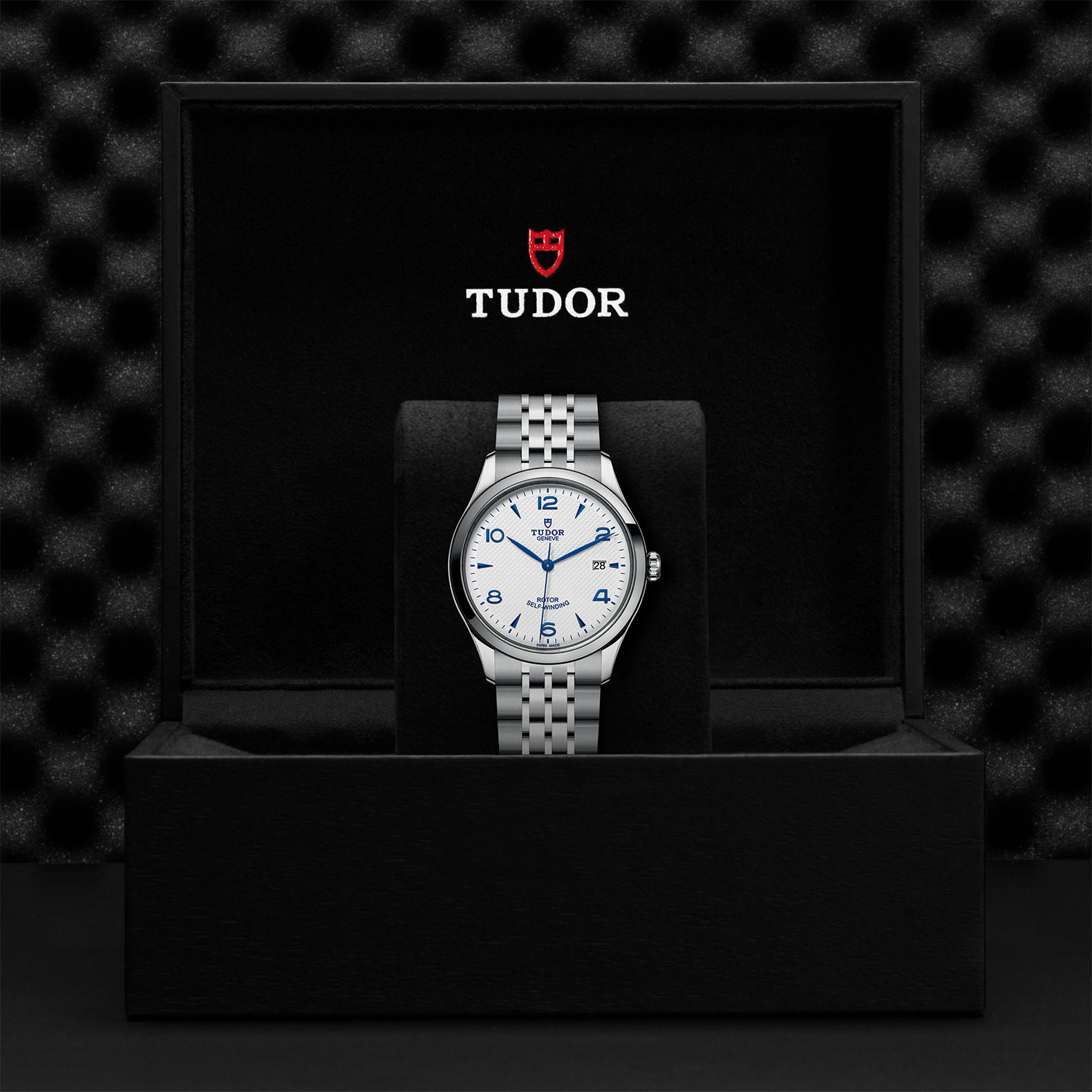 Tudor 1926 39mm. White Dial. Arabic/Baton Numerals_3