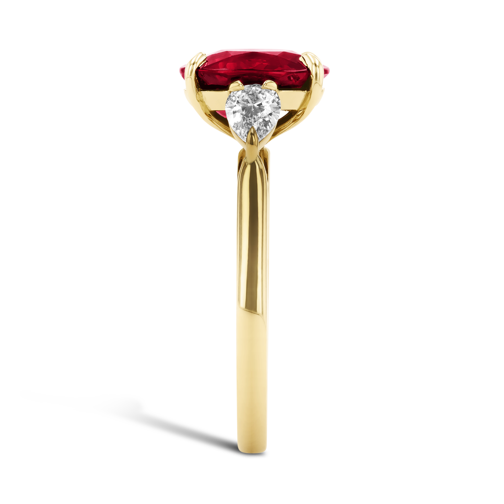 Mozambique 3.03ct Ruby and Diamond Three Stone Ring Oval Cut, Claw Set_4