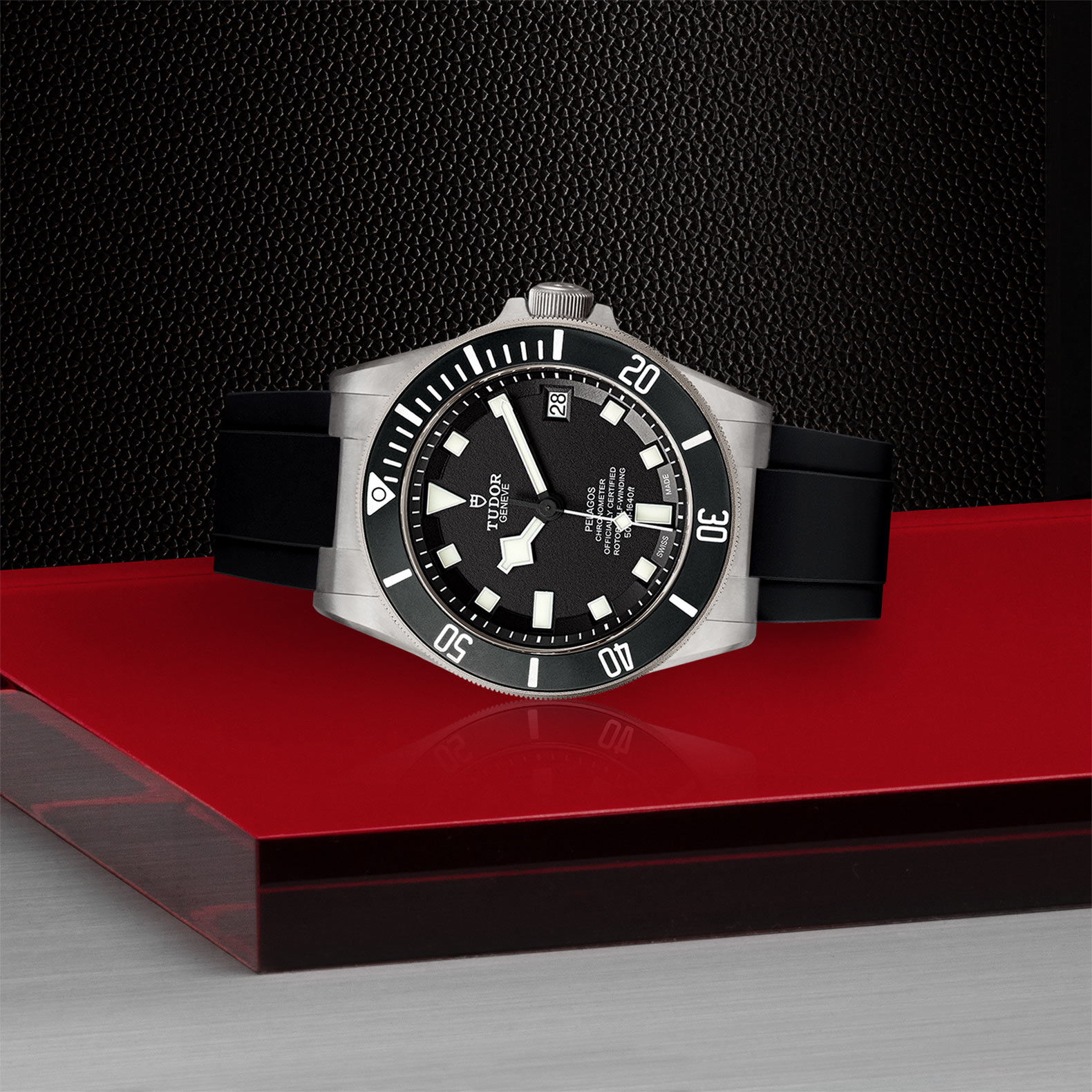 Tudor Pelagos 42mm. Black Dial. Baton Numerals_4