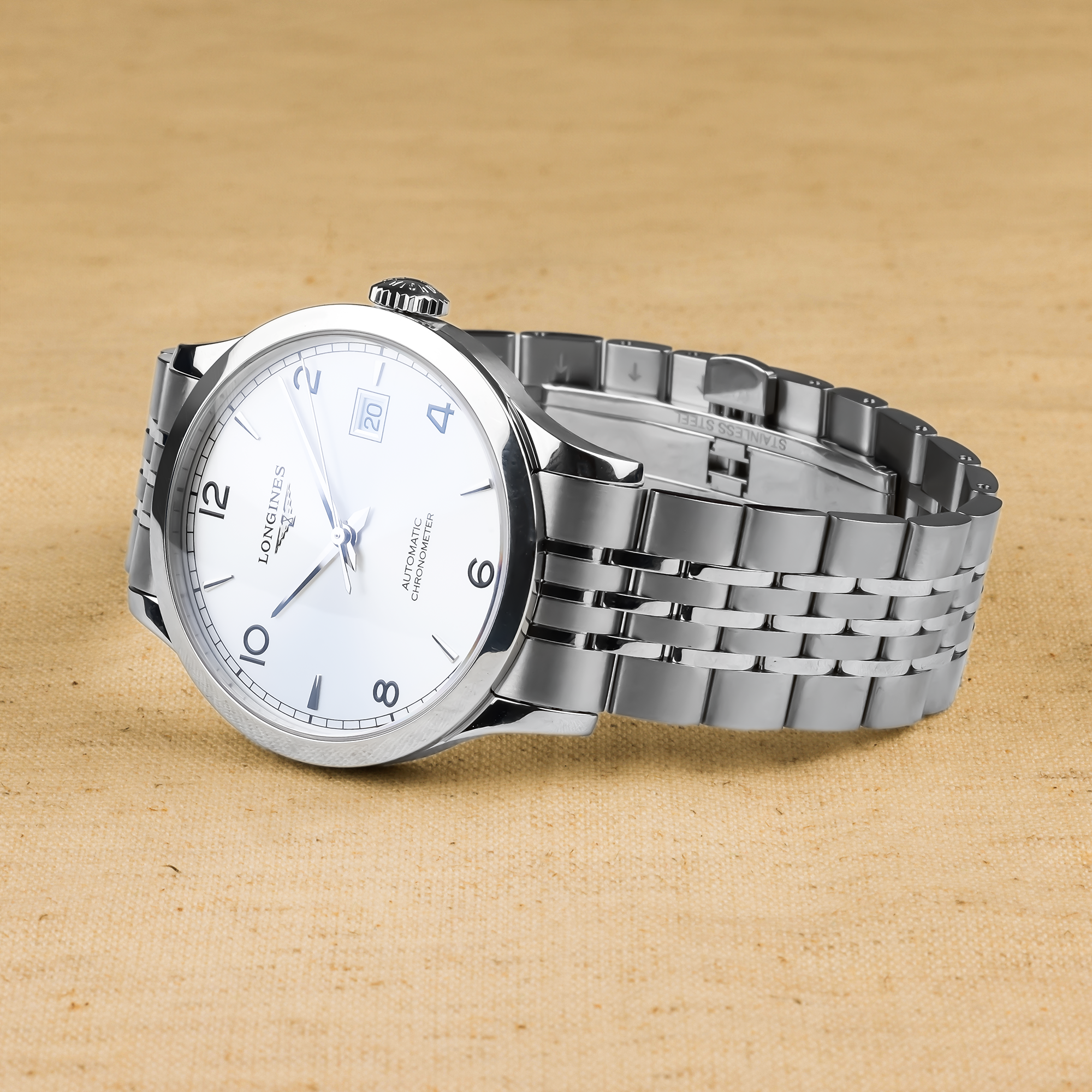 Pre-Owned Longines Record 38.5mm, Silver Dial, Arabic/Baton Numerals_2