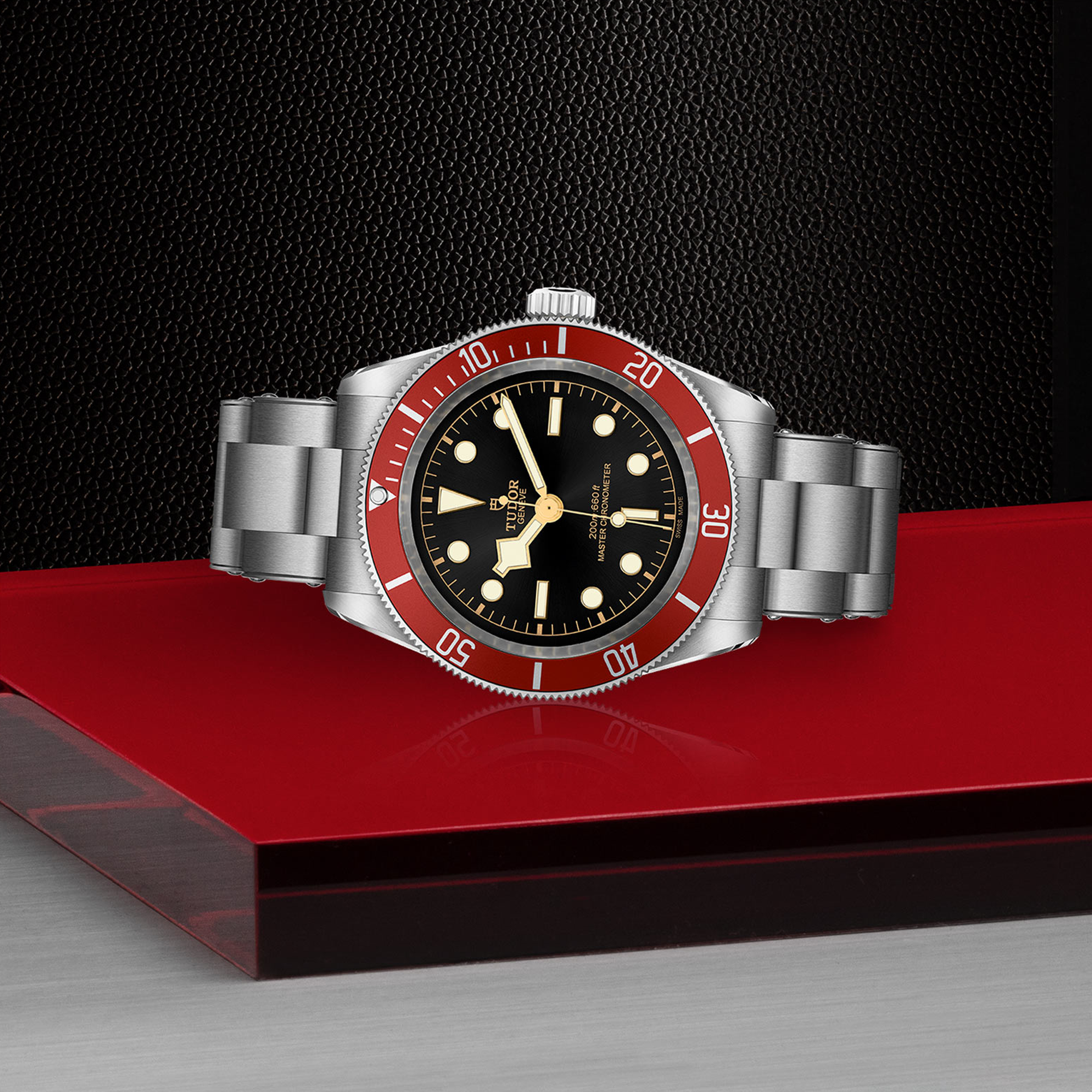 Tudor Black Bay 41mm, Black Dial, Baton Numerals_2