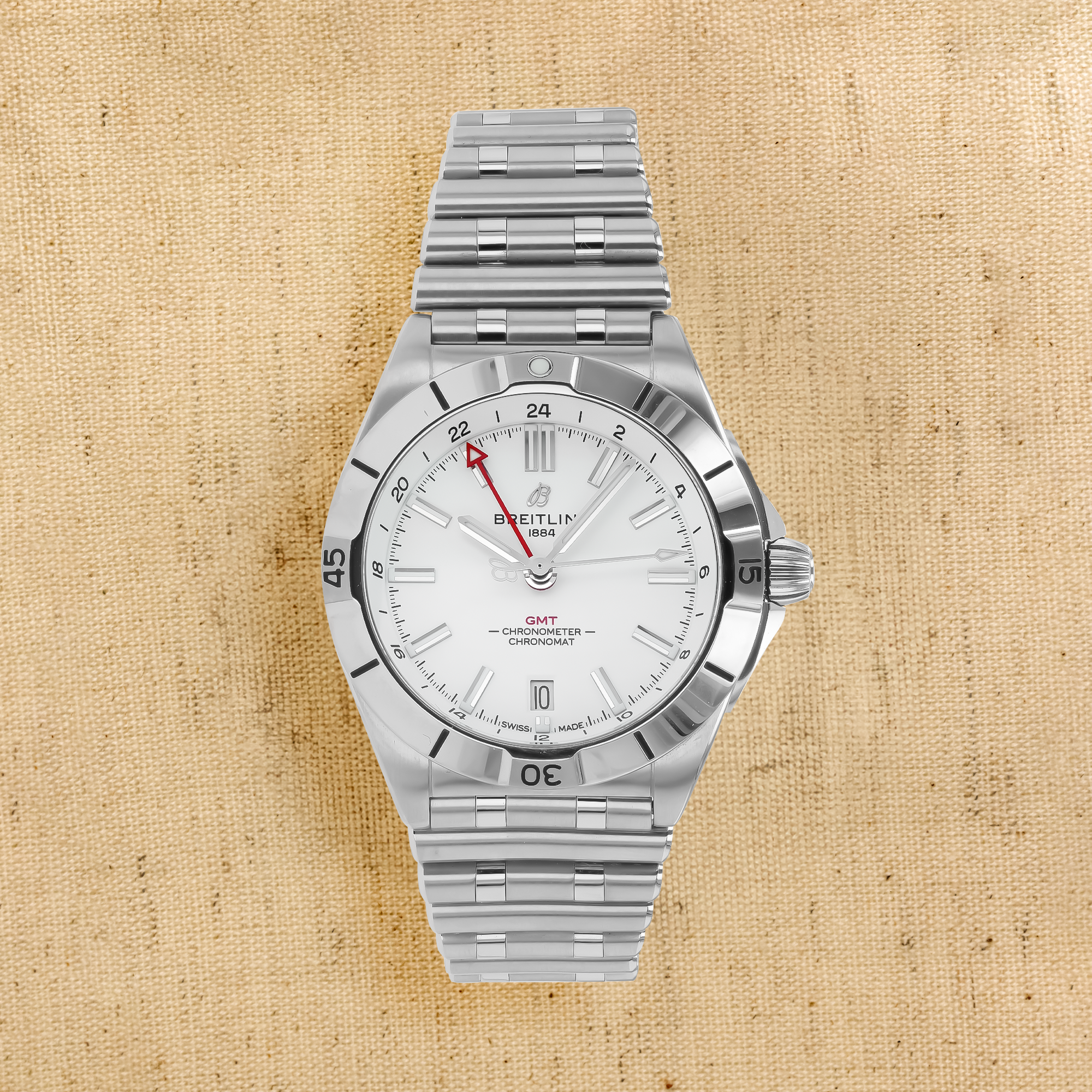 Pre-Owned Breitling Chronomat Automatic GMT 40 40mm, White Dial, Baton Numeral_1