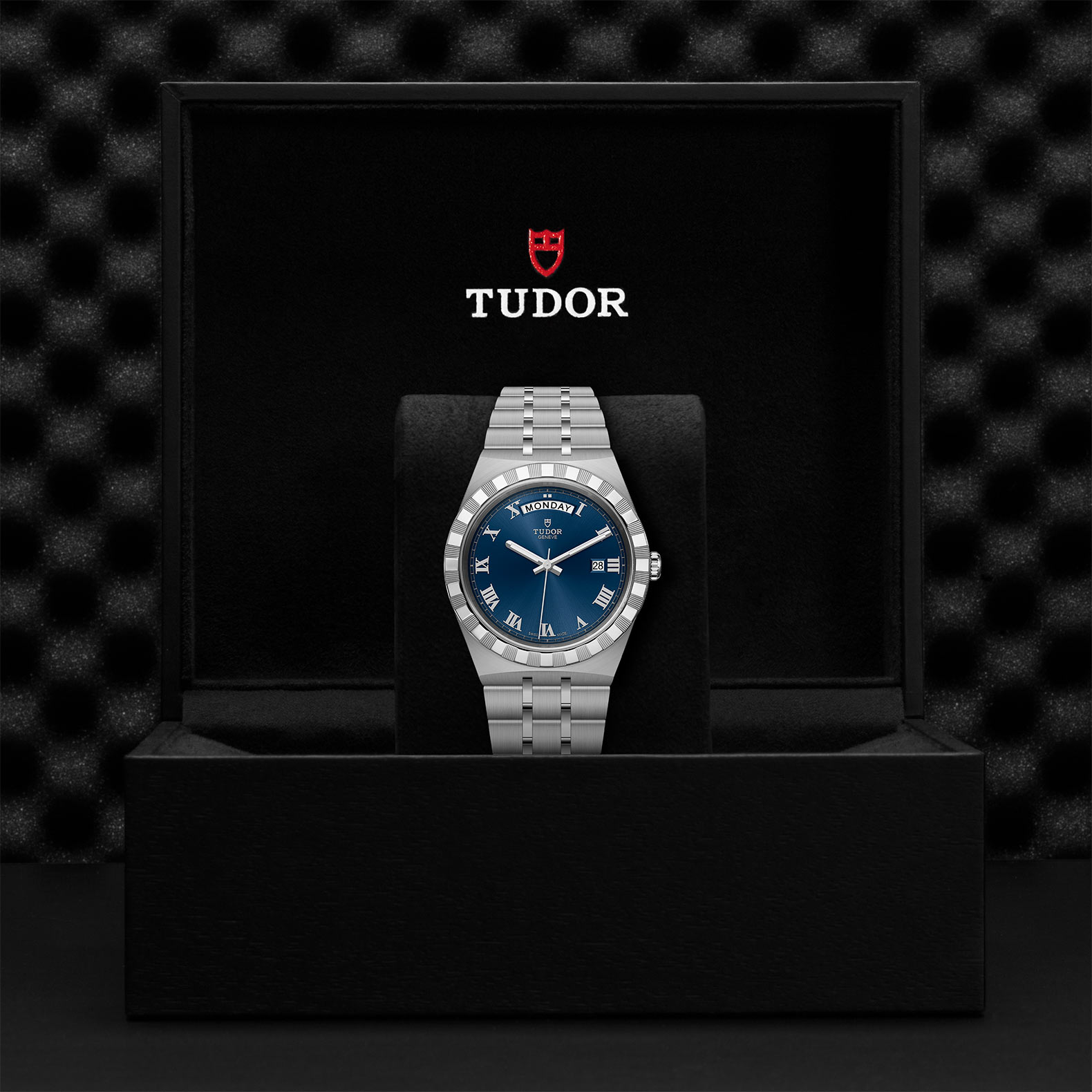 Tudor Royal 41mm. Blue Dial. Roman Numerals_3