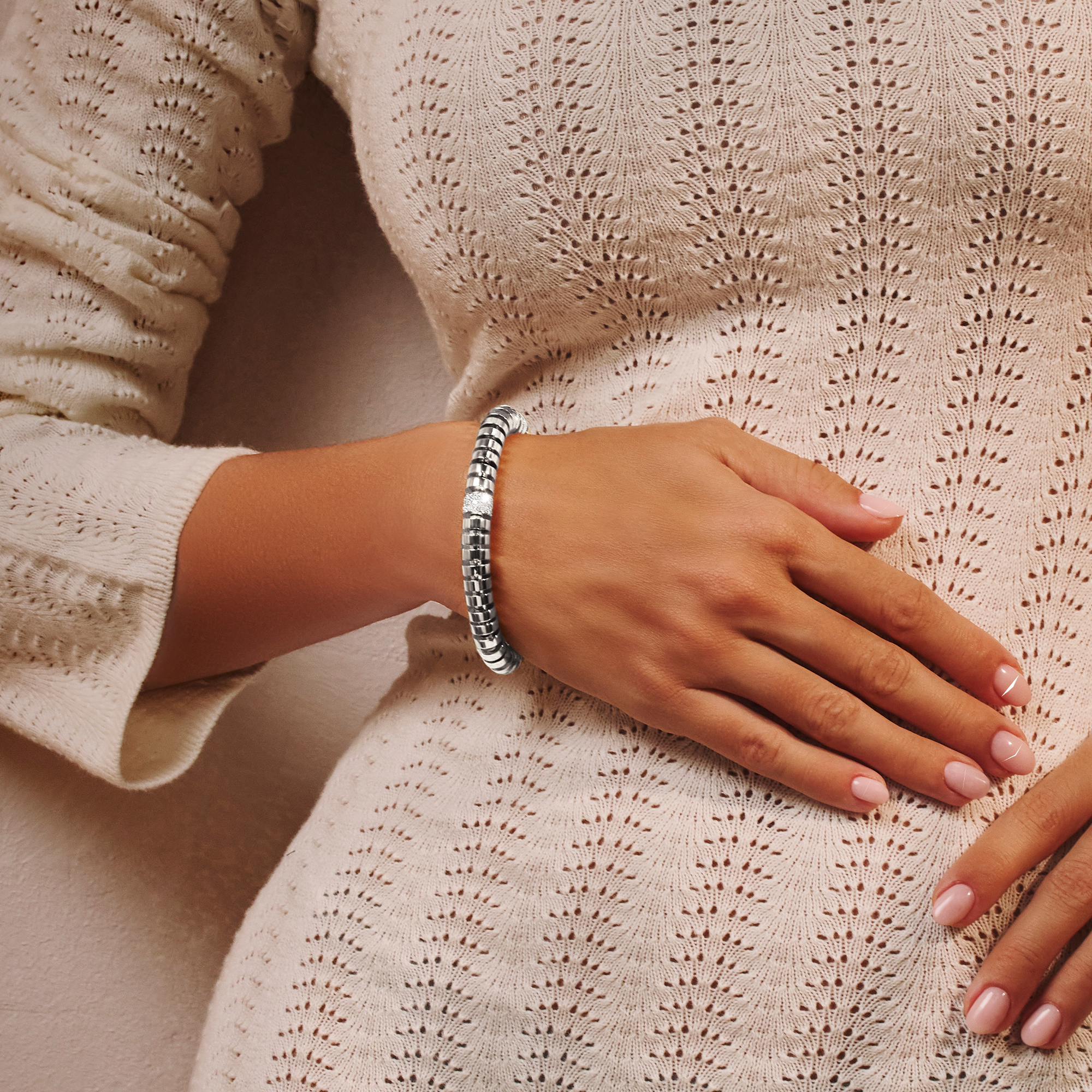 Amalfi 1.042ct Diamond Large Angular Link Expandable Bangle Brilliant Cut, Micro Pavé Set_10