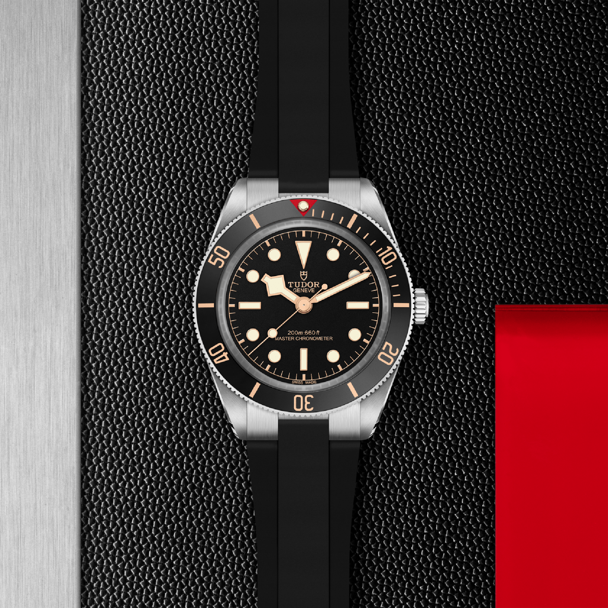Tudor Black Bay 58 39mm, Black Dial, Baton/Dot Numerals_2