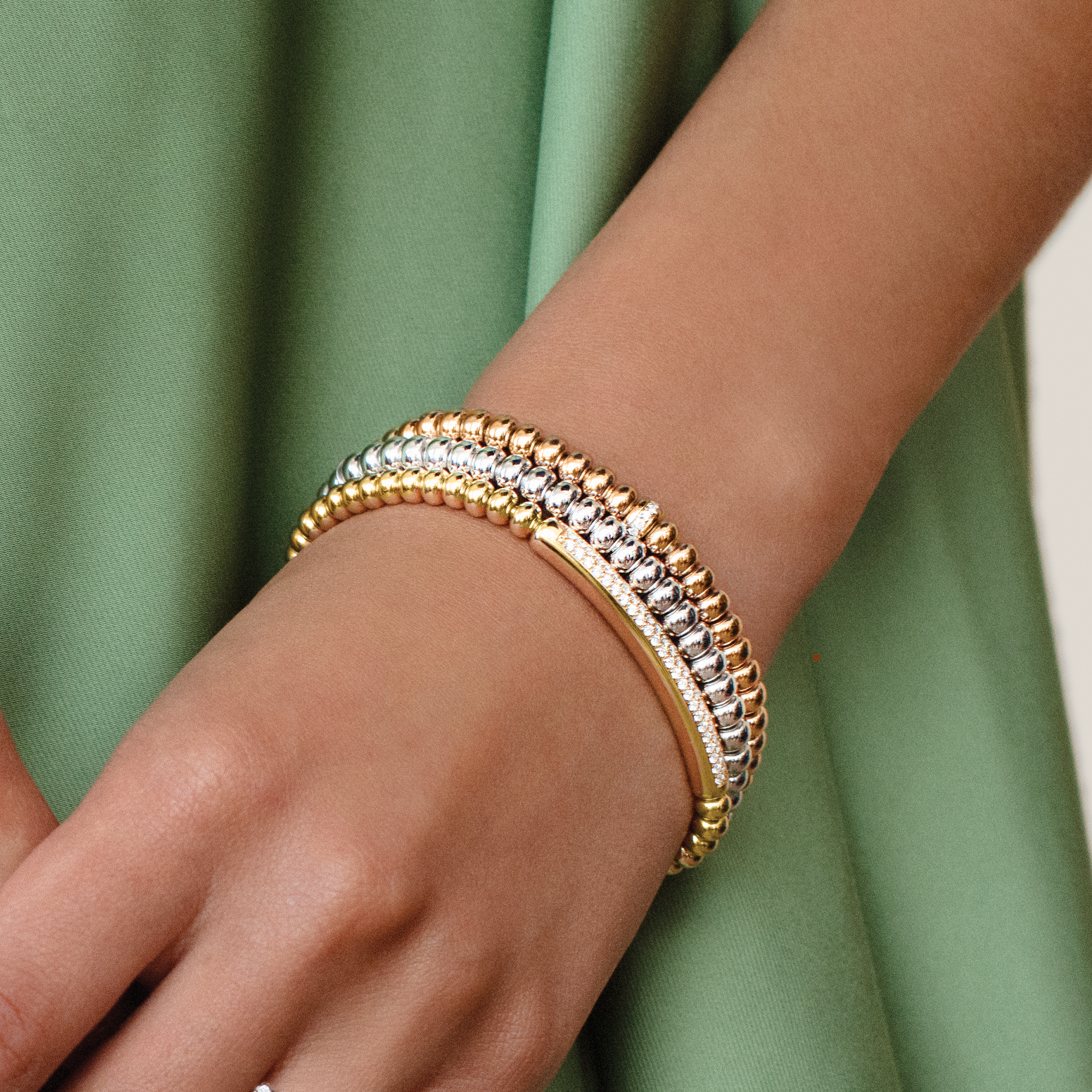 Bohemia 0.14ct Large Expandable Diamond Bracelet Brilliant Cut, Grain Set_10