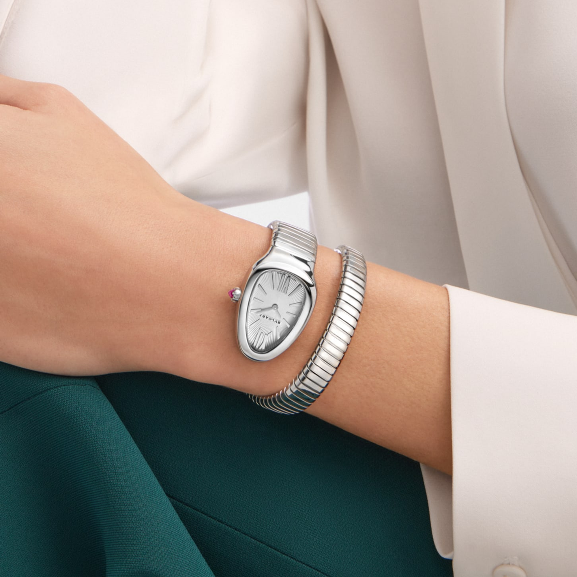 Bvlgari Serpenti Tubogas 35mm, Silver Dial, Baton & Roman Numerals_10