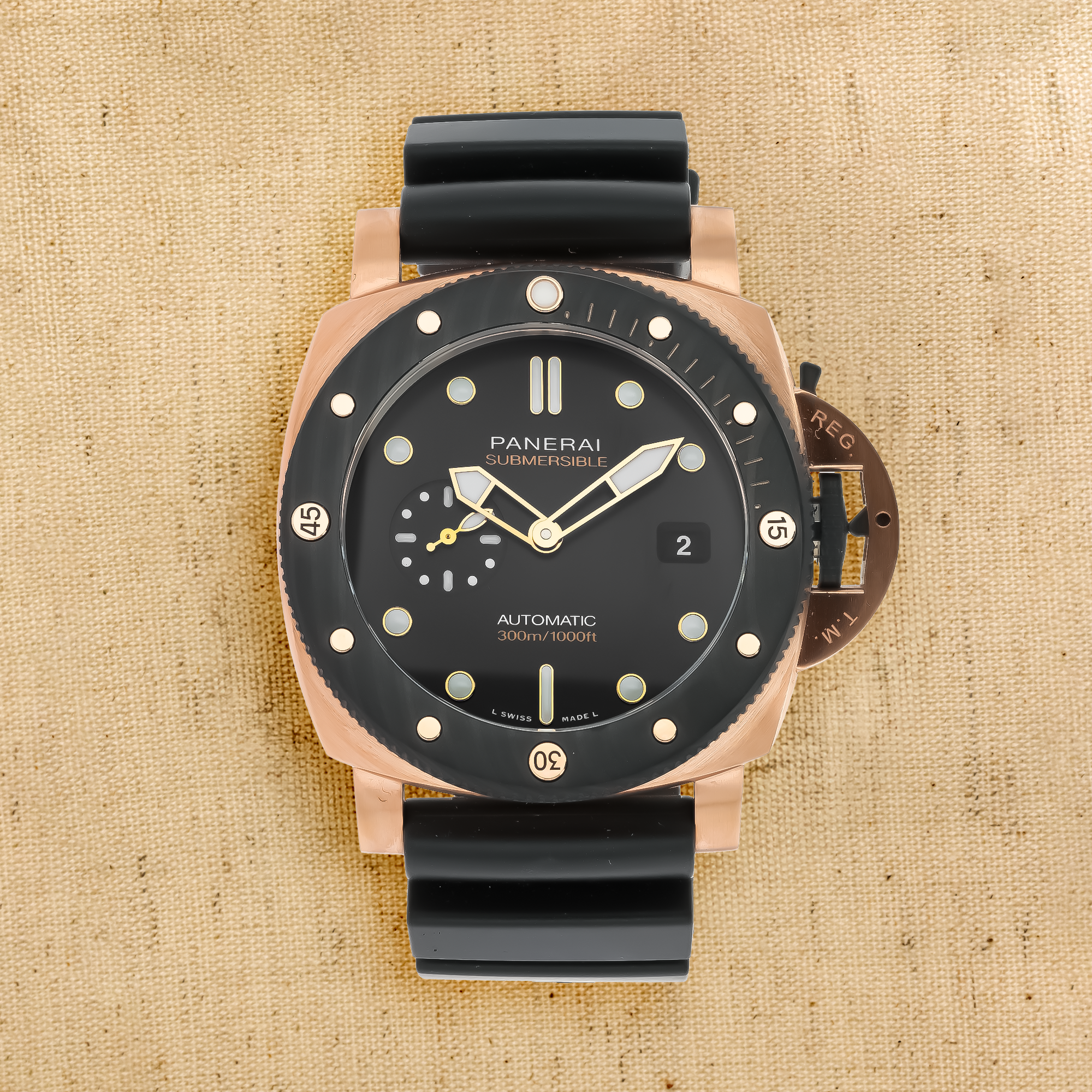 Panerai Submersible - 44mm Black Dial, Baton Numerals_1