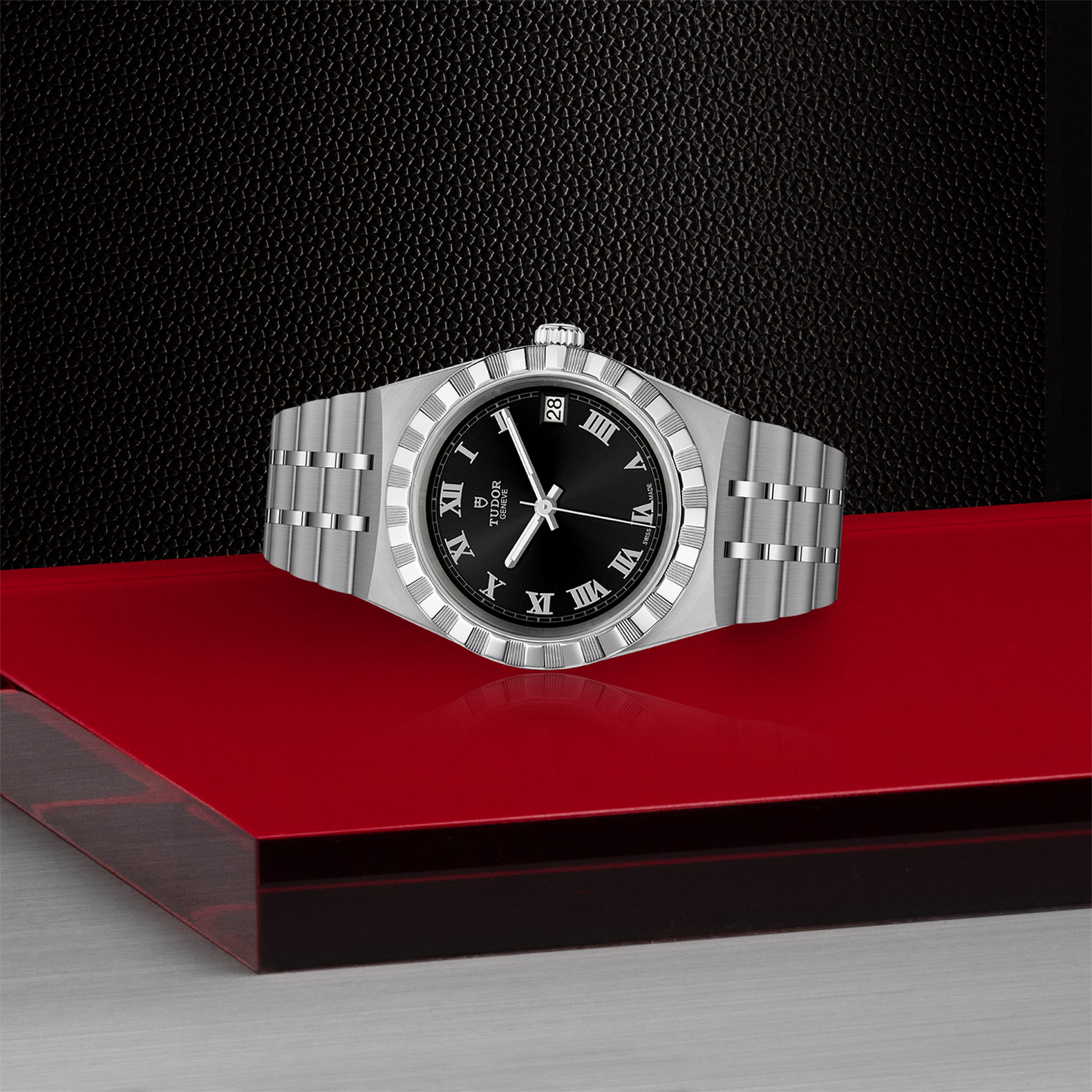 Tudor Royal 34mm. Black Dial. Roman Numerals_2