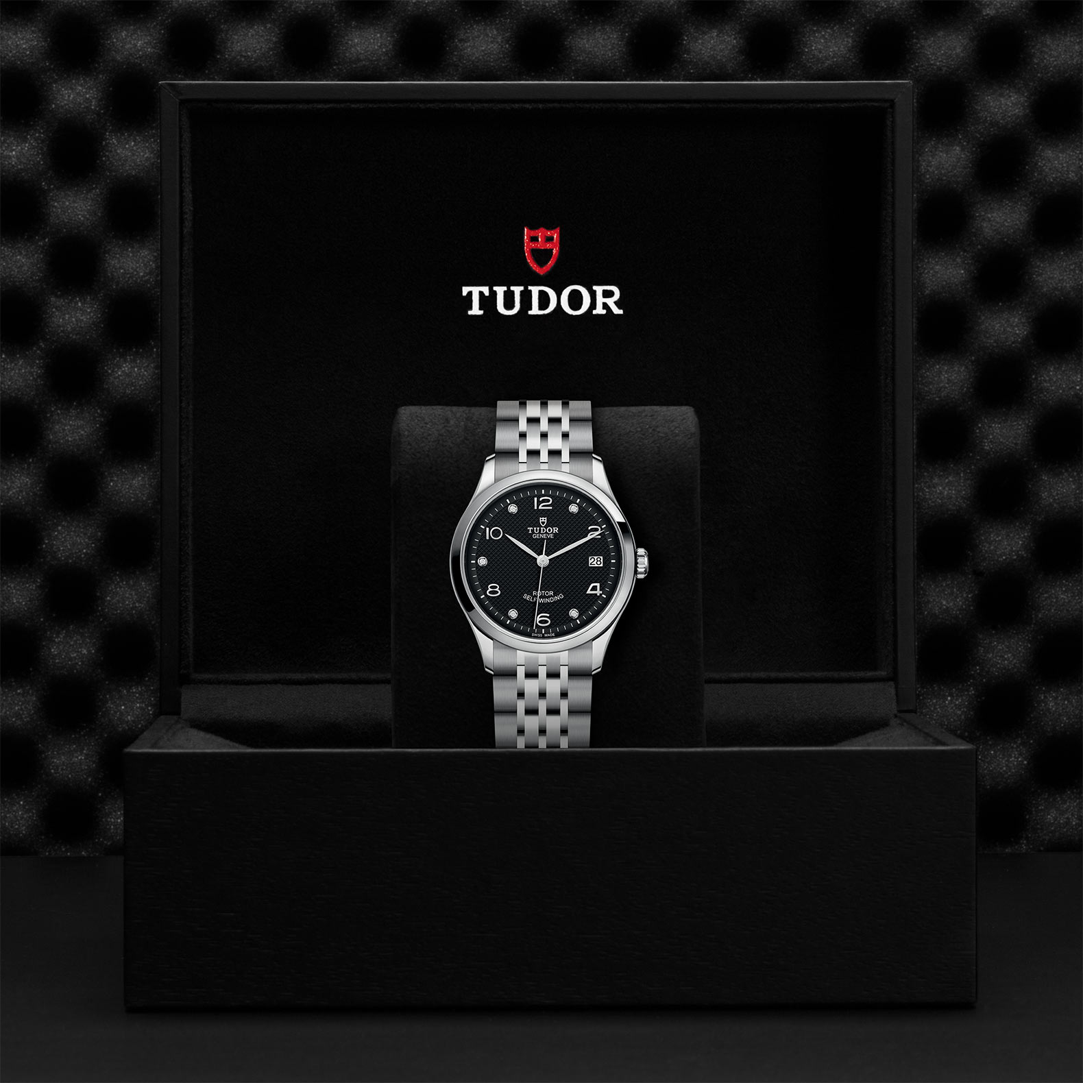 Tudor 1926 36mm. Black Dial. Diamond Numerals_3