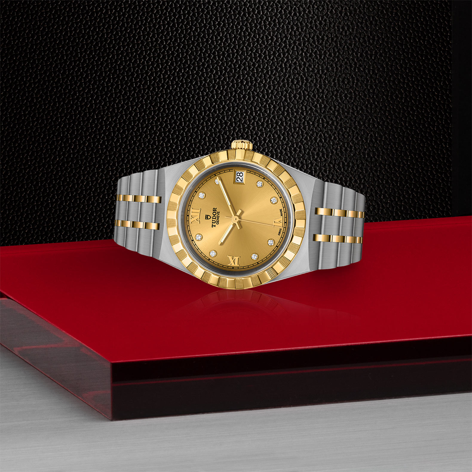 Tudor Royal 34mm. Champagne Dial. Diamond Numerals_2