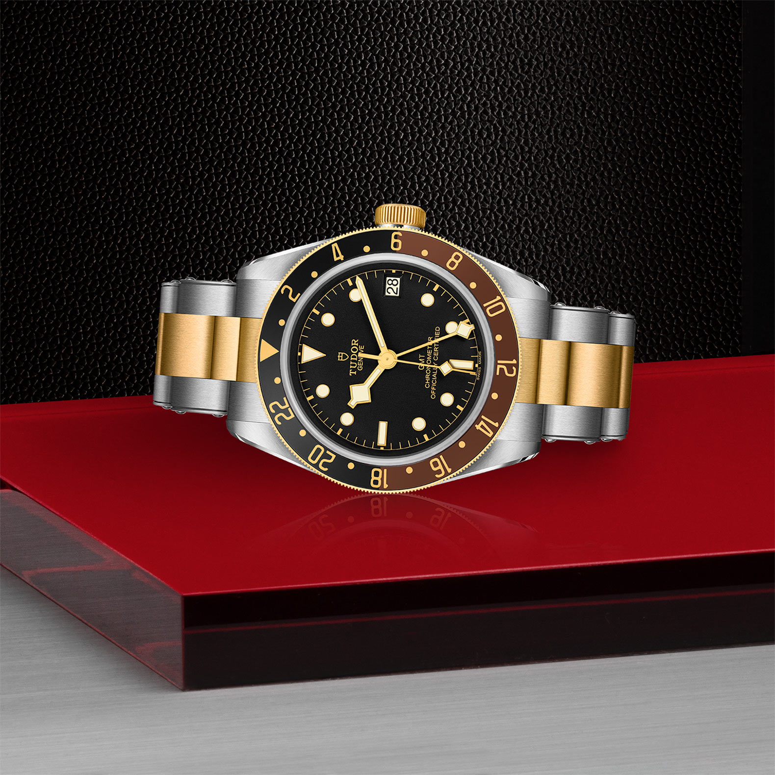 Tudor Black Bay GMT S&G 41mm, Black Dial, Baton Numerals_2