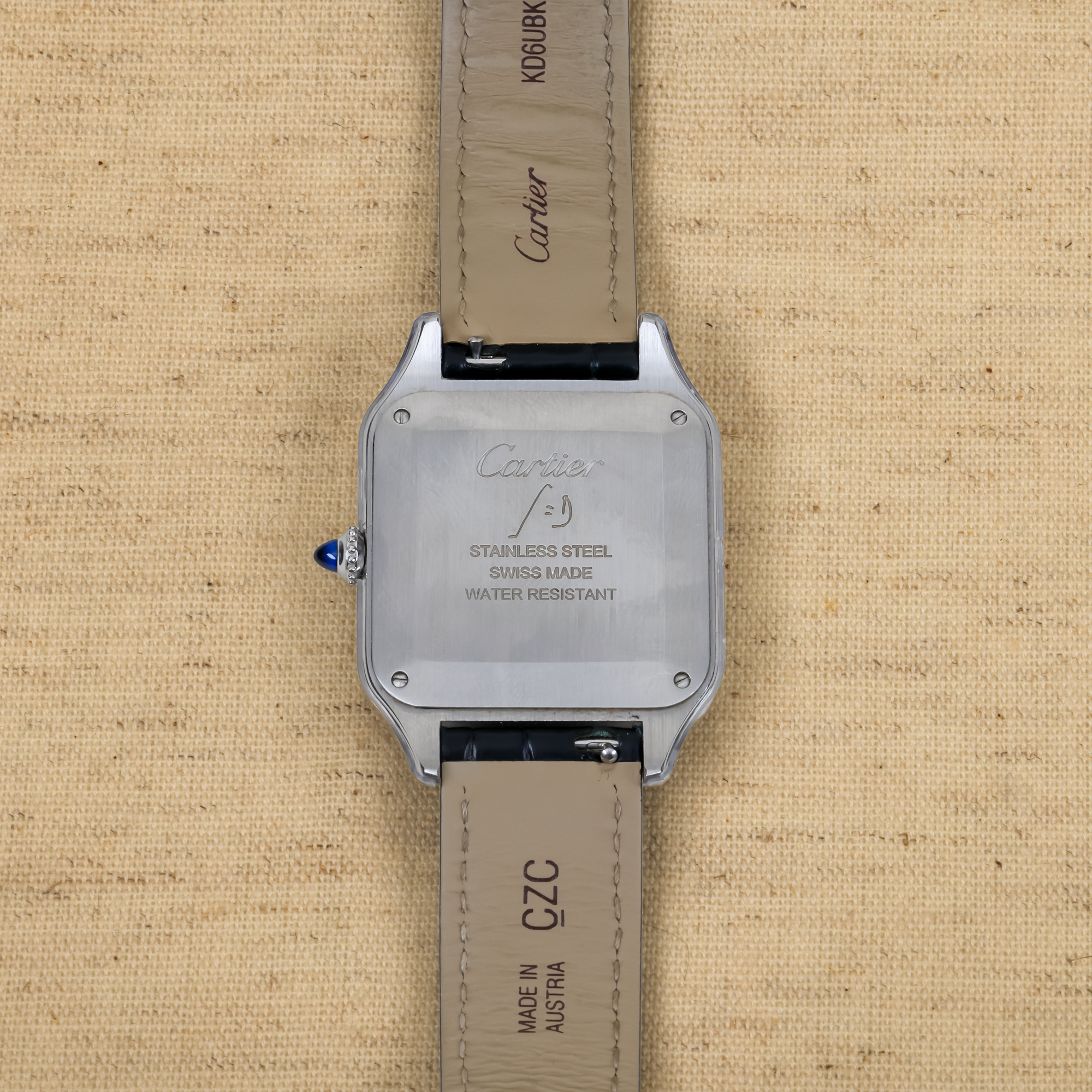 Cartier Santos-Dumont 31.4mm, Silver Dial, Roman Numerals_3