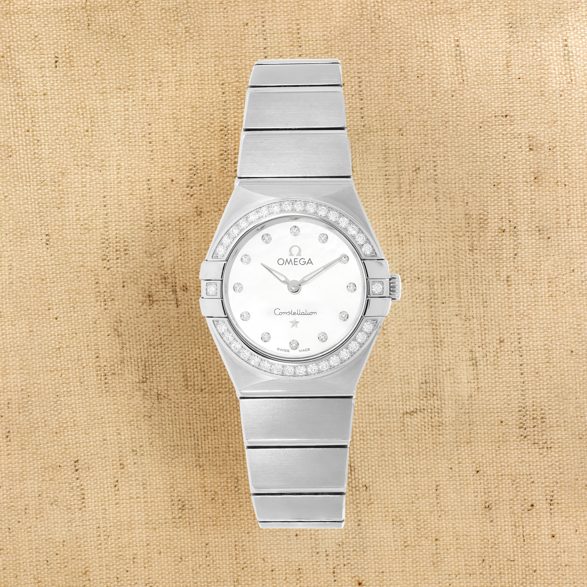 Pre-Owned OMEGA Constellation 25mm, Mother of Pearl Dial, Diamond Numerals_1