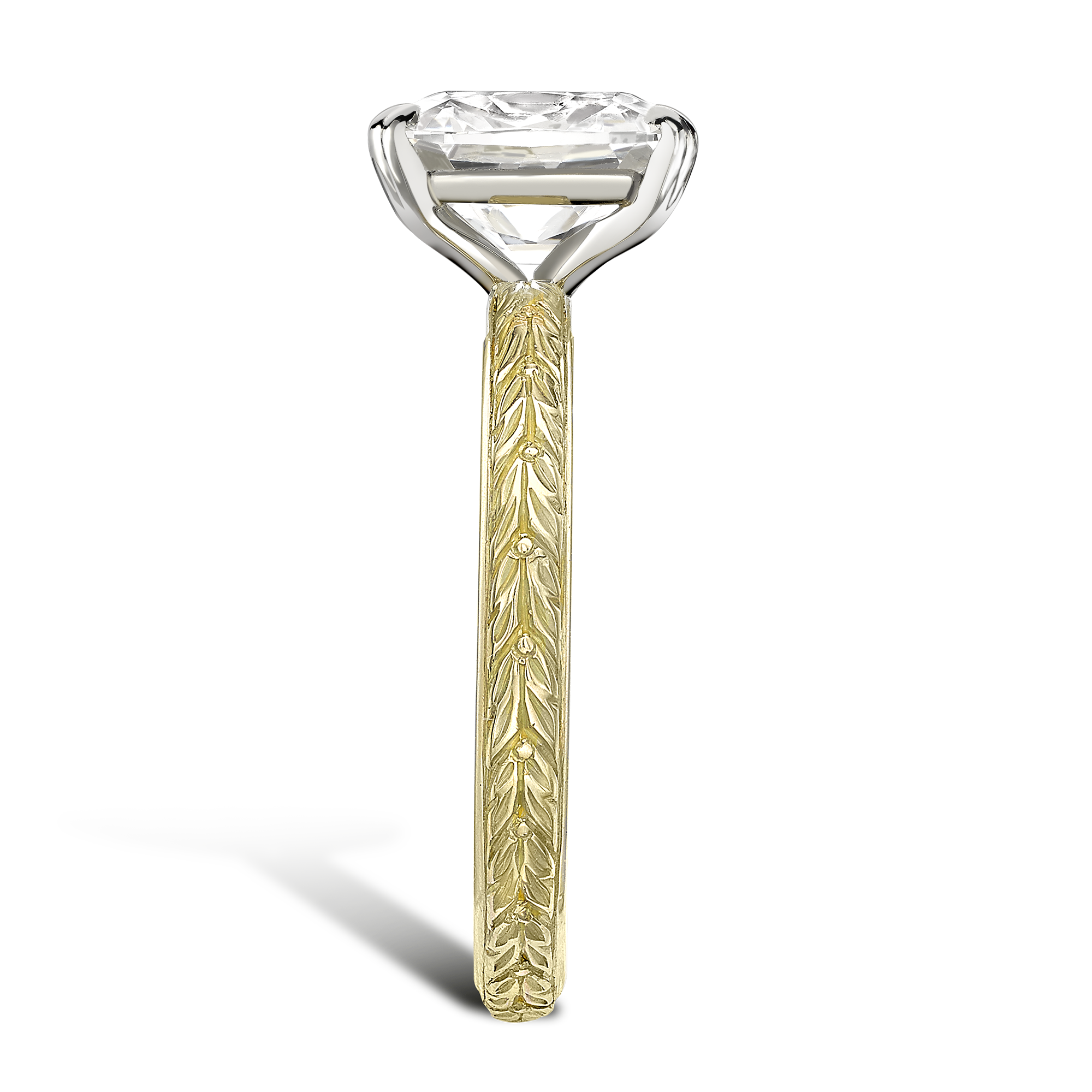 Antique Cushion Cut 2.81ct Golconda Diamond Ring Antique Cushion Cut, Claw Set_4