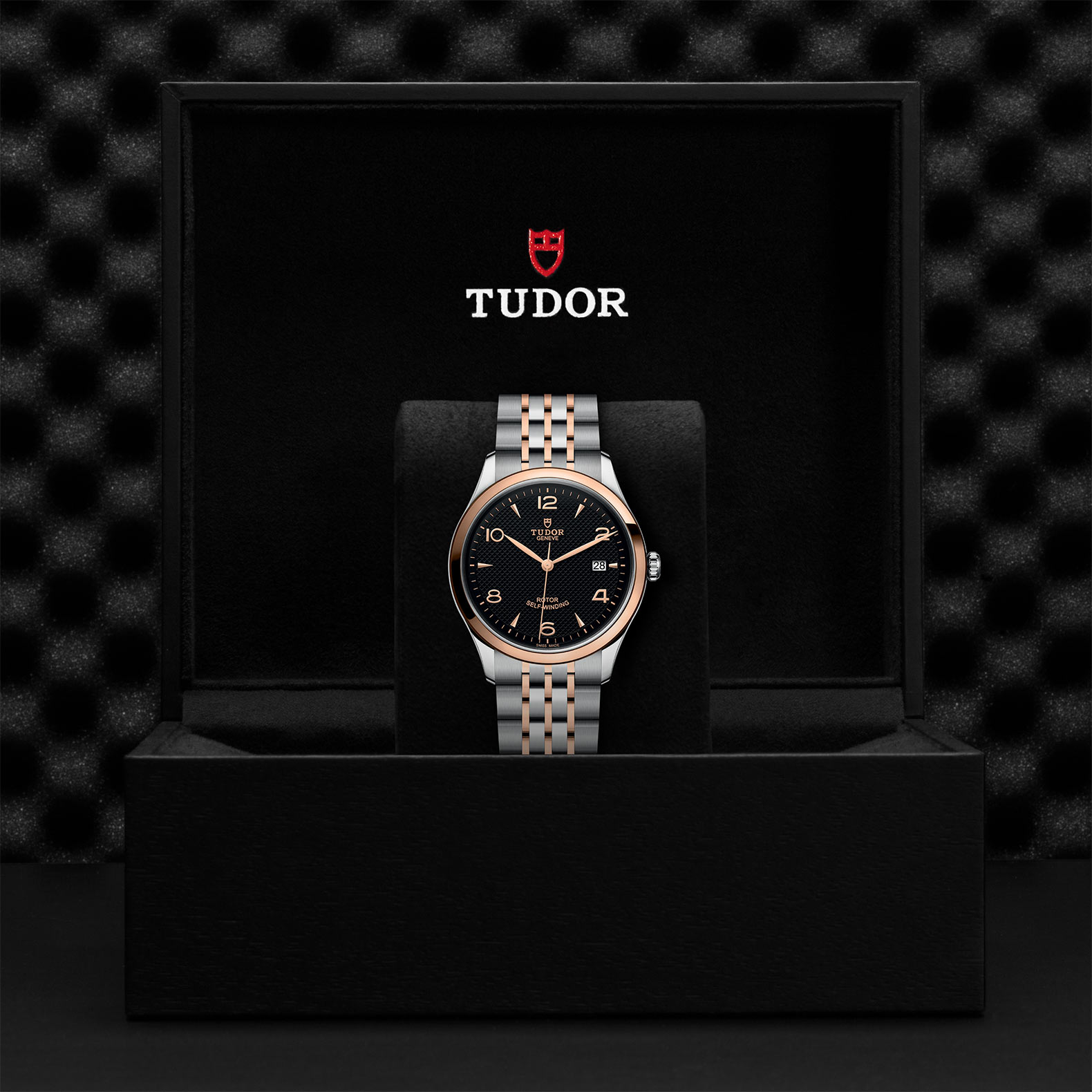 Tudor 1926 39mm. Black Dial. Arabic/Baton Numerals_3