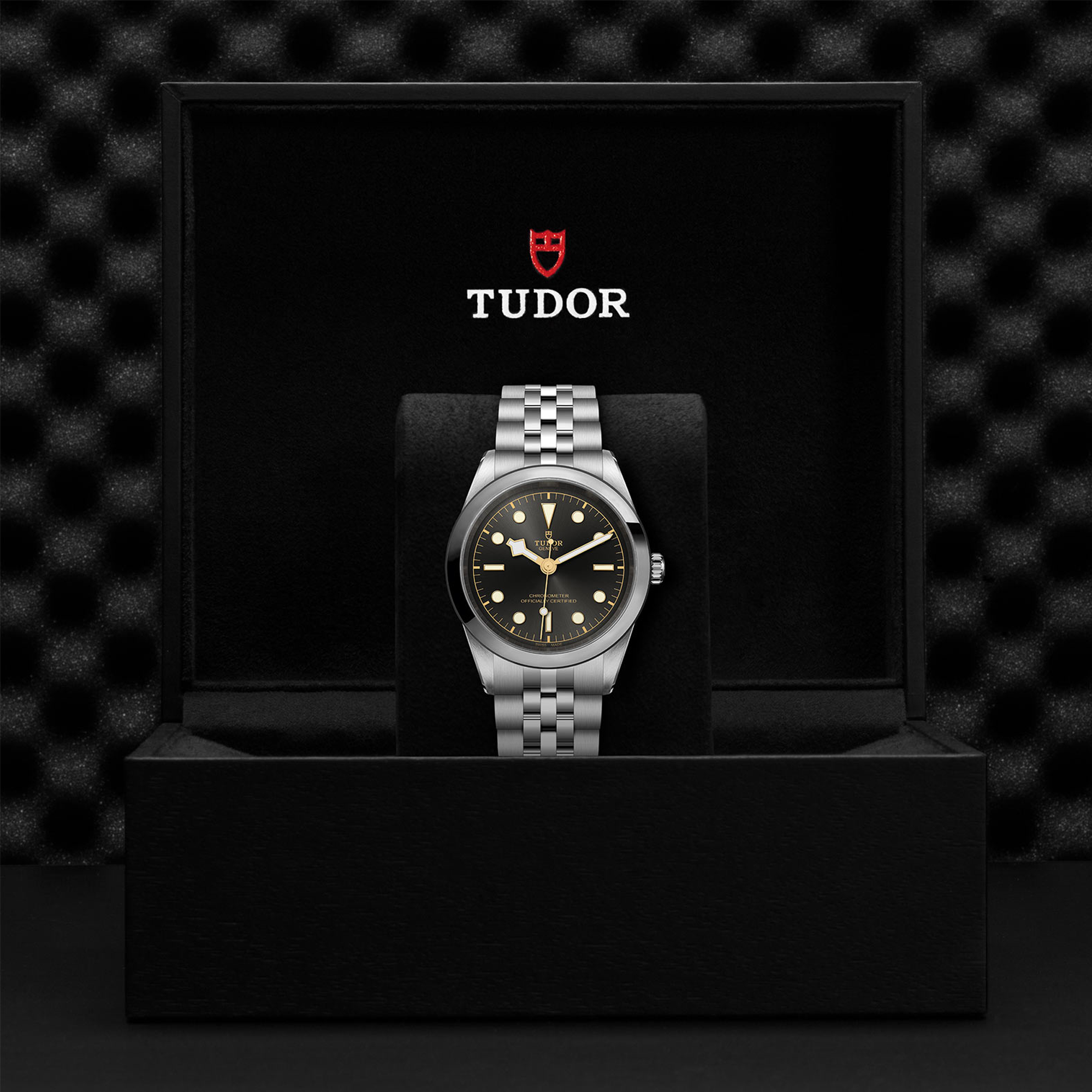 Tudor Black Bay One 41 41mm, Black Dial, Baton Numerals_3